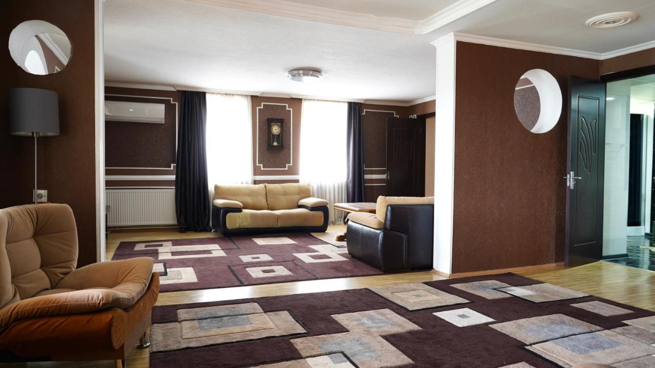 Apartment Shafi 8 Tiflis Exterior foto