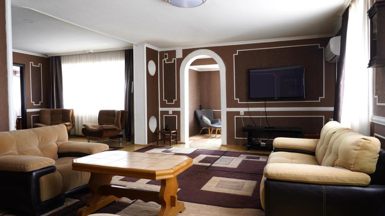 Apartment Shafi 8 Tiflis Exterior foto