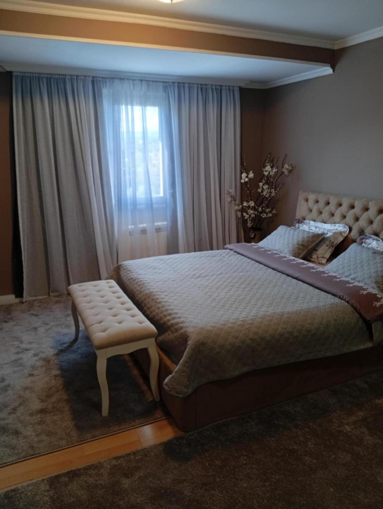 Apartment Shafi 8 Tiflis Exterior foto